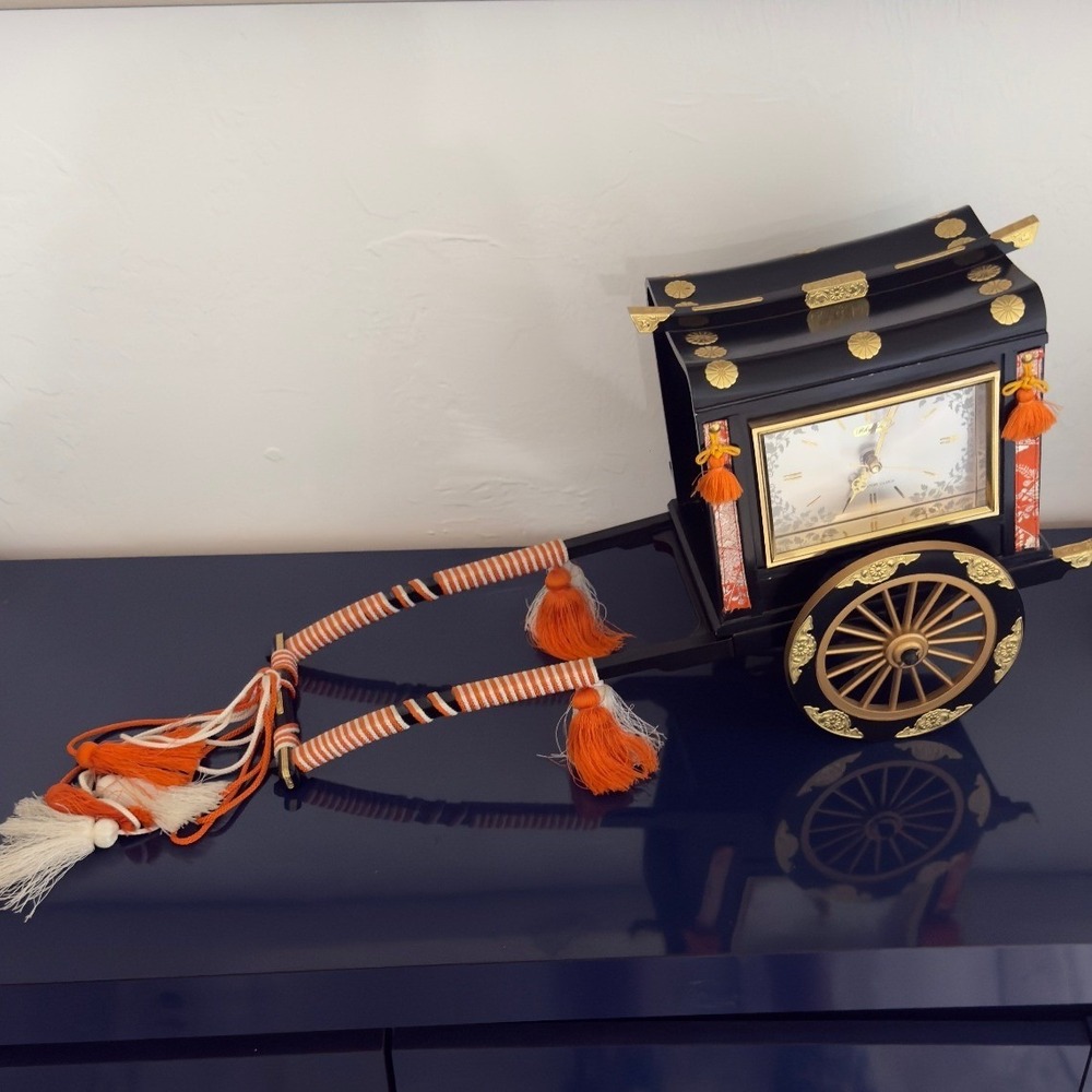 Rhythm Goshoguruma‎ Japanese Imperial Palace Carriage Clock Black Gold Vintage